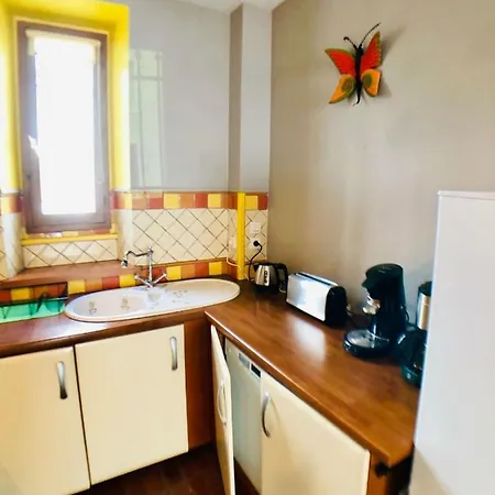 Les Acacias - 2 Bedrooms 70 Sqm Apartment